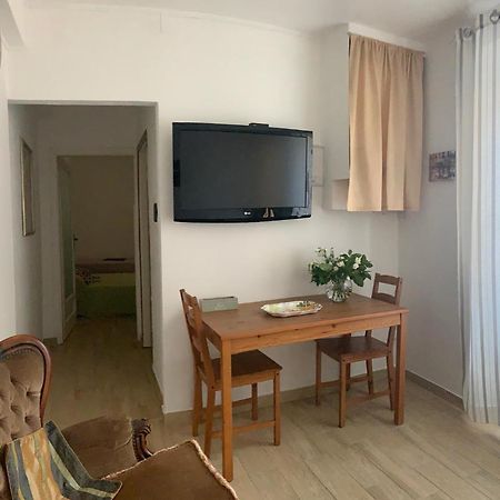 Borgo Dei Pescatori Lecco Hotel ภายนอก รูปภาพ