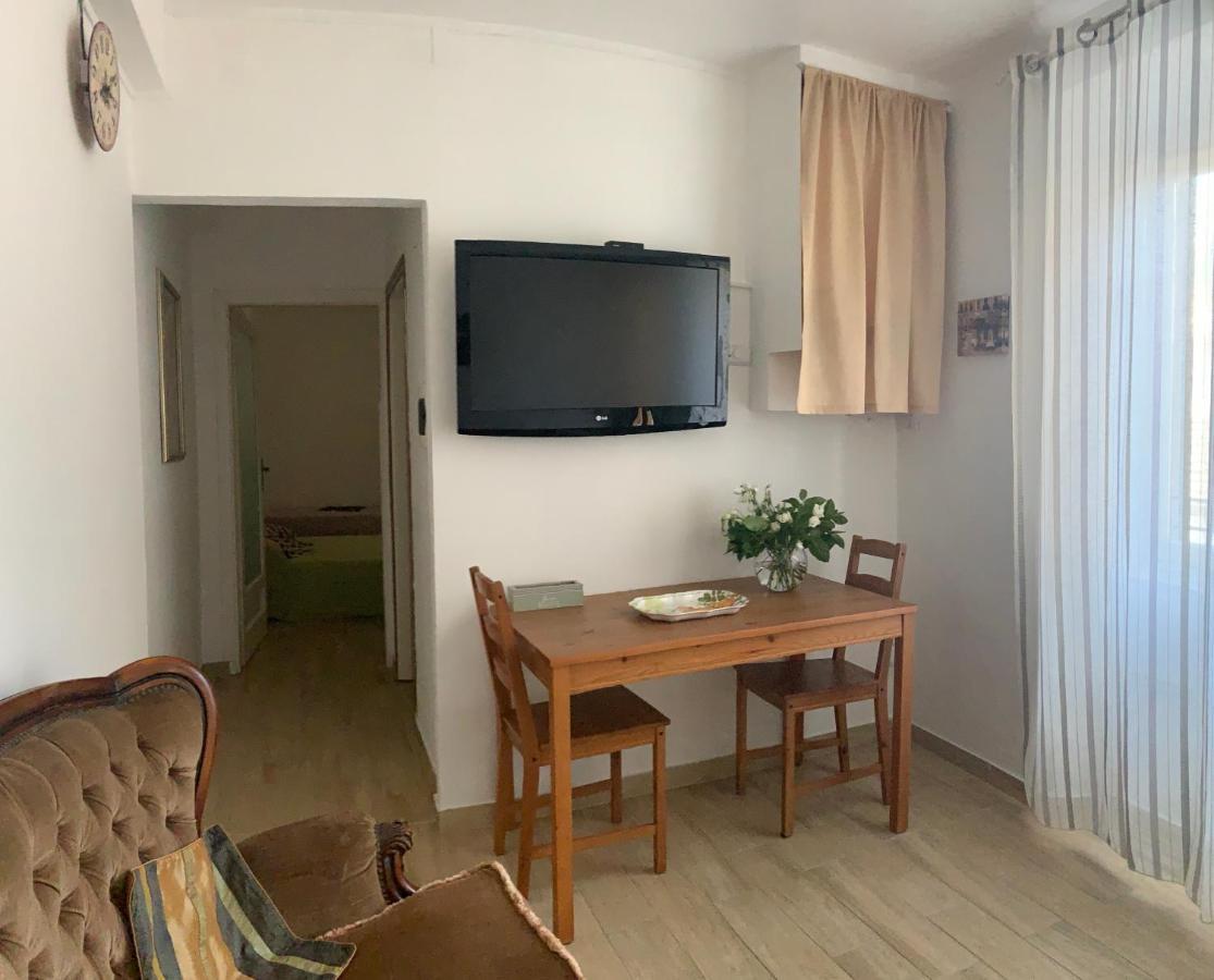 Borgo Dei Pescatori Lecco Hotel ภายนอก รูปภาพ