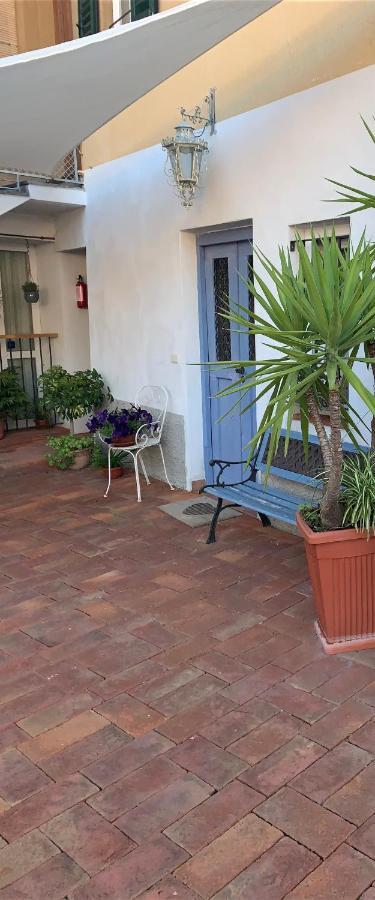 Borgo Dei Pescatori Lecco Hotel ภายนอก รูปภาพ