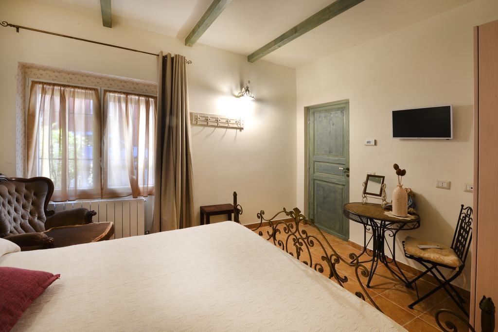 Borgo Dei Pescatori Lecco Hotel ภายนอก รูปภาพ