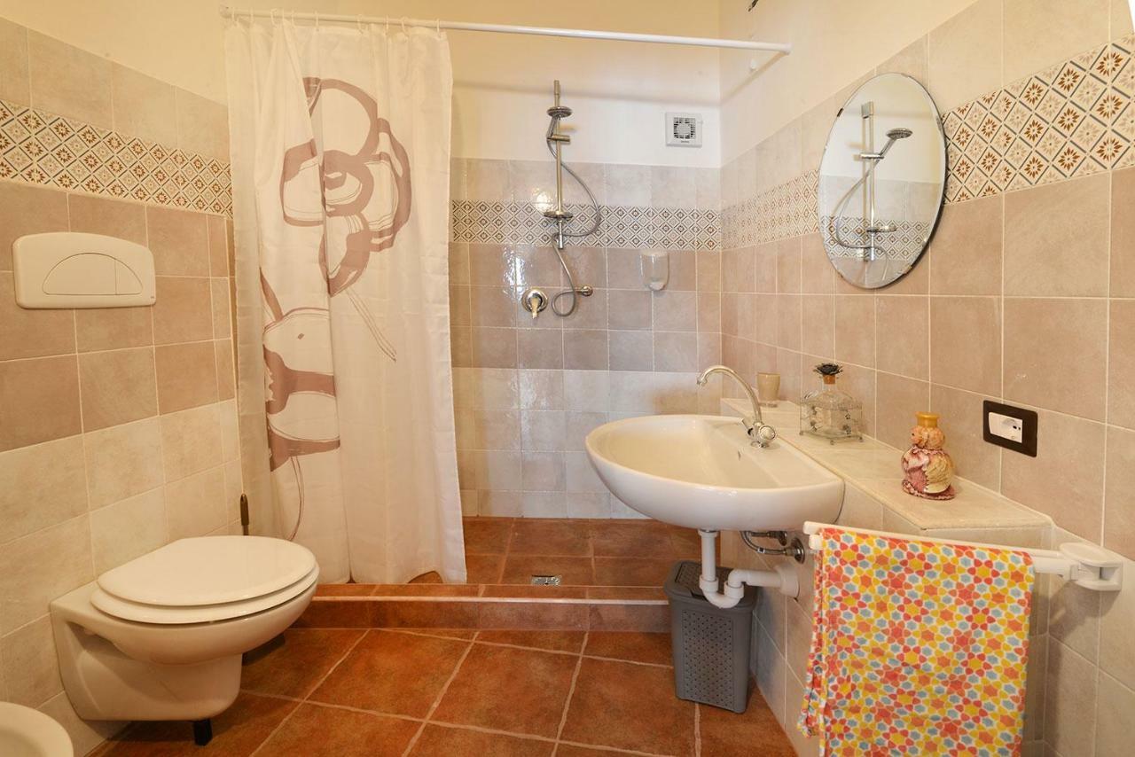 Borgo Dei Pescatori Lecco Hotel ภายนอก รูปภาพ