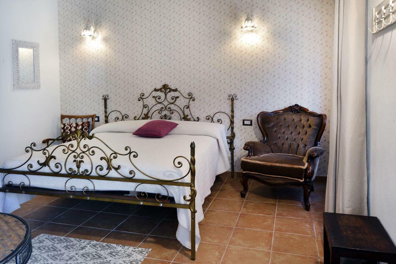 Borgo Dei Pescatori Lecco Hotel ภายนอก รูปภาพ